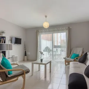 Beautiful 2-bed Townhouse Near Beach/el Medano! La Tejita